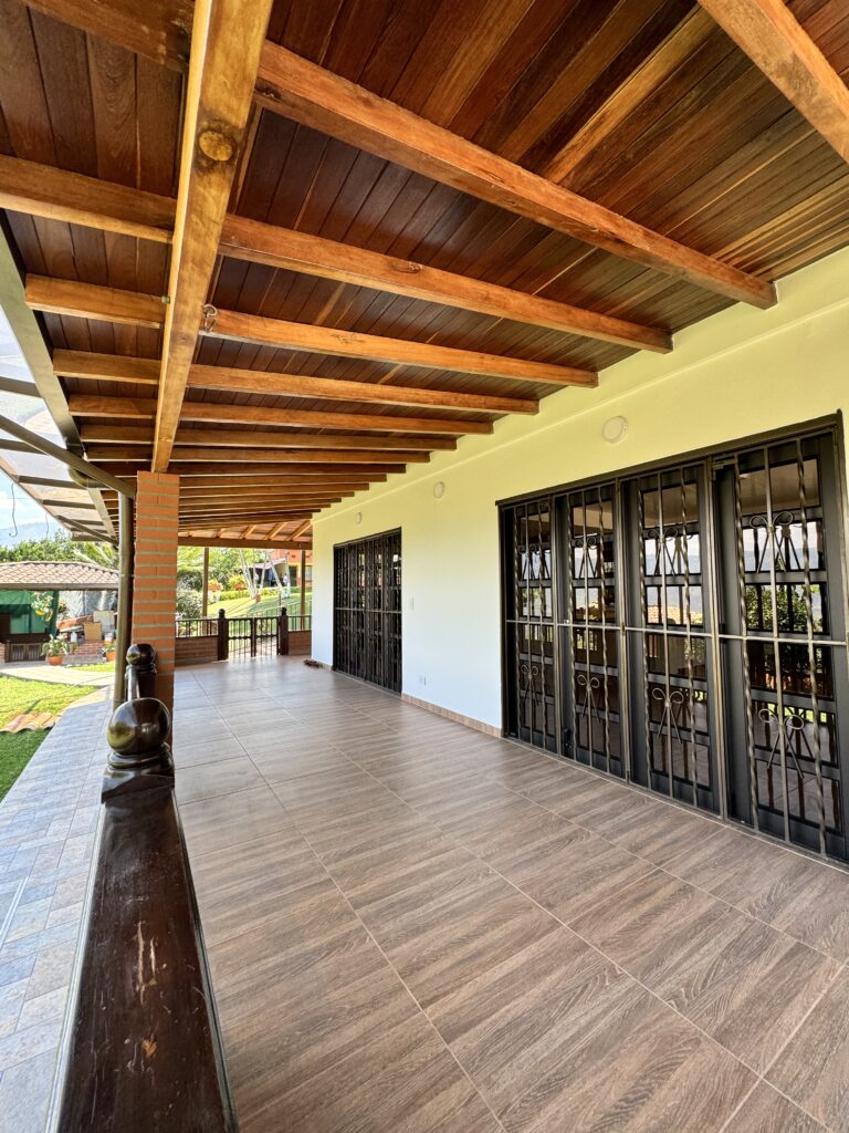 Empresa de arquitectura y construcción en Medellín. Obras civiles ejecutadas por empresa de construcción en Medellín