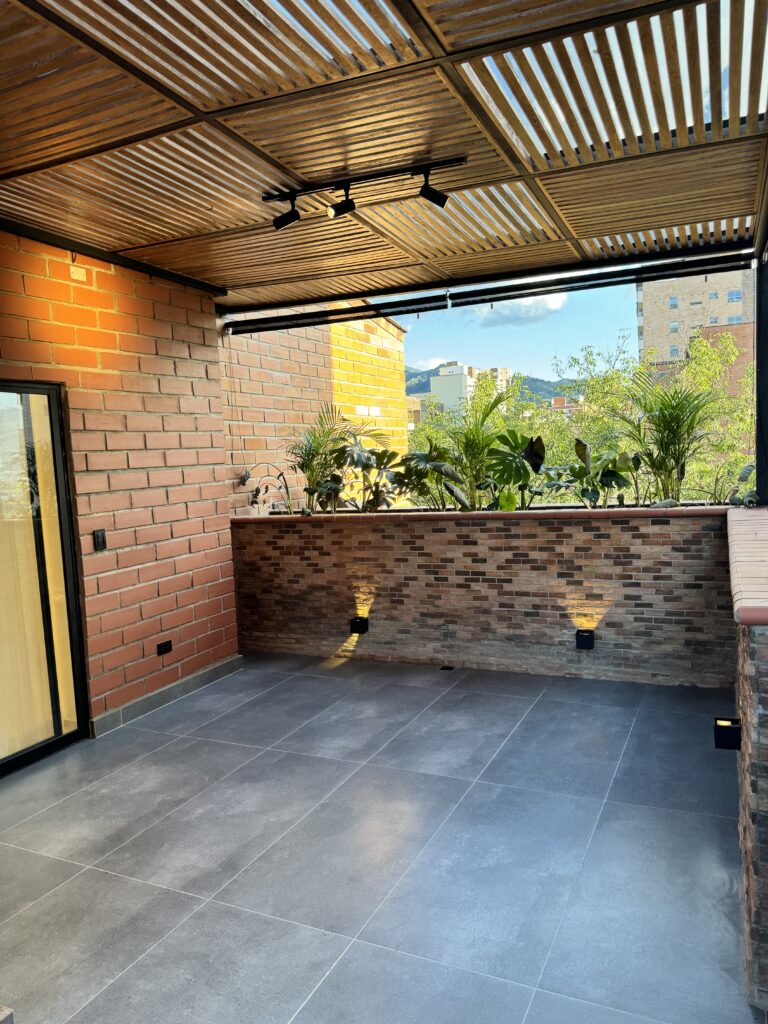 Empresa de arquitectura y construcción en Medellín. Acabados y reformas de apartamentos en Medellín – Arquedeco